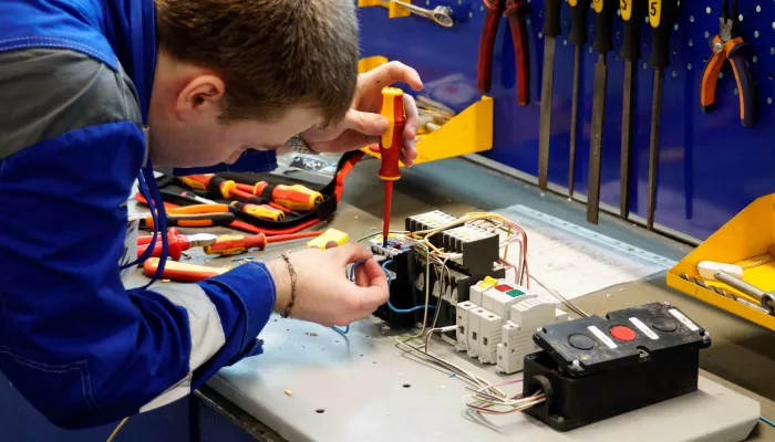 На Алтай-Коксе в 10-й раз провели краевой конкурс профмастерства среди студентов