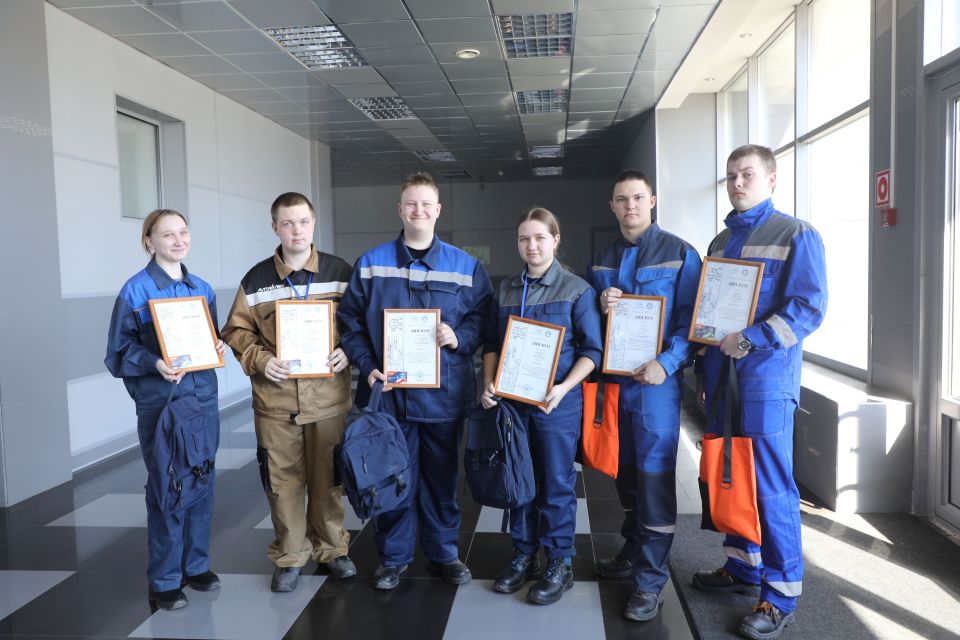 Конкурс студентов-электромонтеров