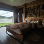 Дом на самом берегу Катуни с видом на миллиард продают в Горном Алтае. Фото