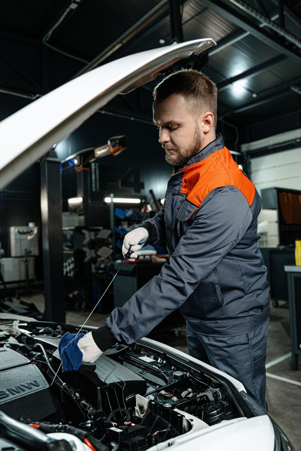 Замена моторного масла