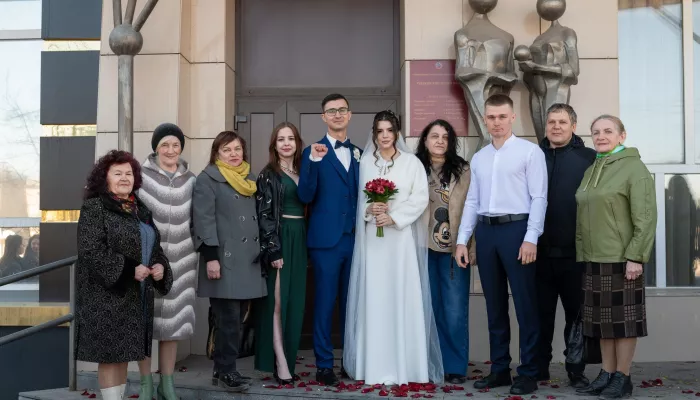 Находящийся под подпиской алтайский депутат Андрей Чернобай женился. Фото