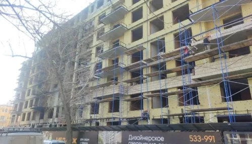 Локальное возгорание. Девелопер объяснил причины пожара на стройке в Барнауле