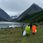 У гостей Горного Алтая формируют бережное отношение к местной уникальной природе