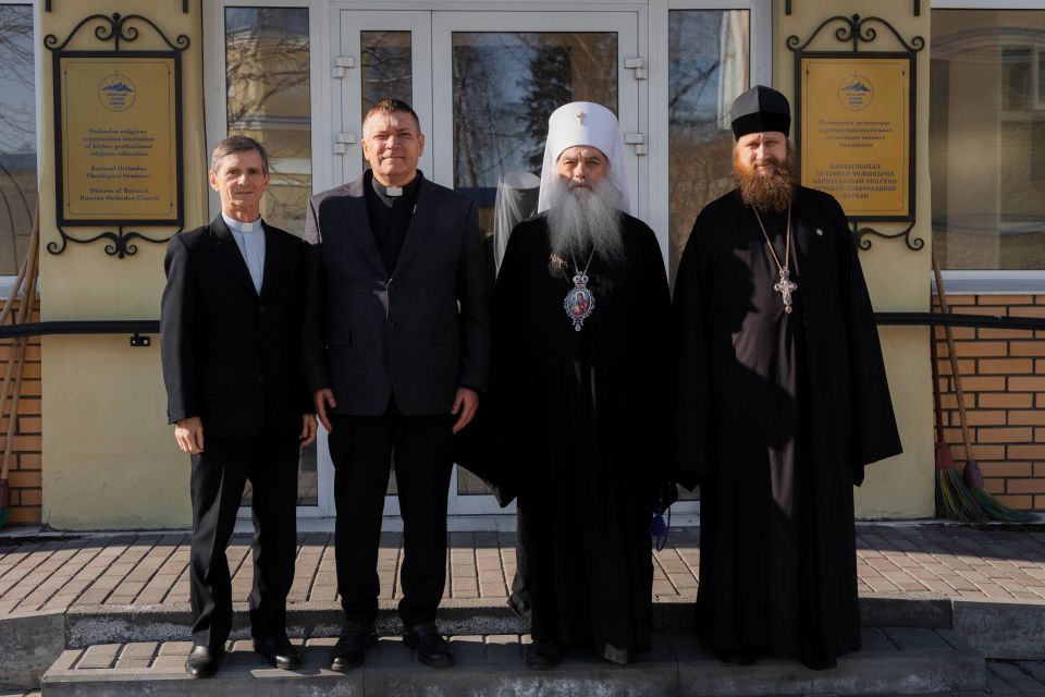 Круглый стол "Библия и традиционные ценности России: проблемы общественного просвещения"