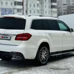 Мощный Mercedes с тремя рядами сидений продают за 5,1 млн в Барнауле. Фото