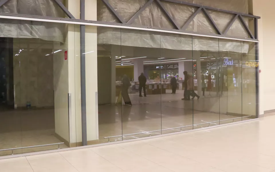 Лэтуаль закроет 150 магазинов в России. В Барнауле три уже перестали работать