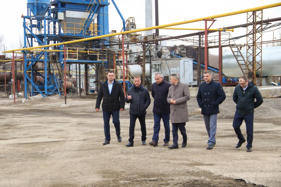 Запуск асфальтобетонного завода Барнаула в 2026 году