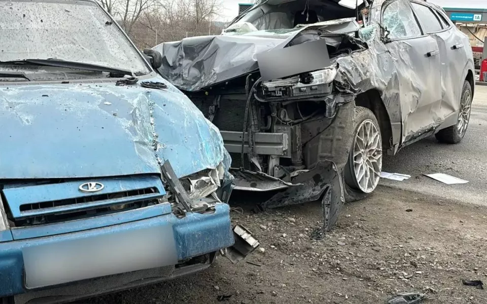 Погибшая в ДТП в Бийске женщина была на большом сроке беременности