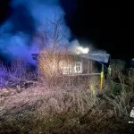 Огонь охватил баню и дом: в Республике Алтай произошло два пожара