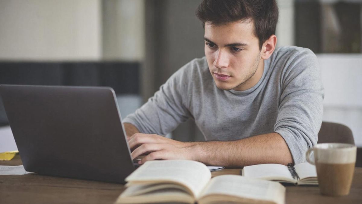 "Ростелеком Лицей" поможет подготовиться к "Диктанту Победы"