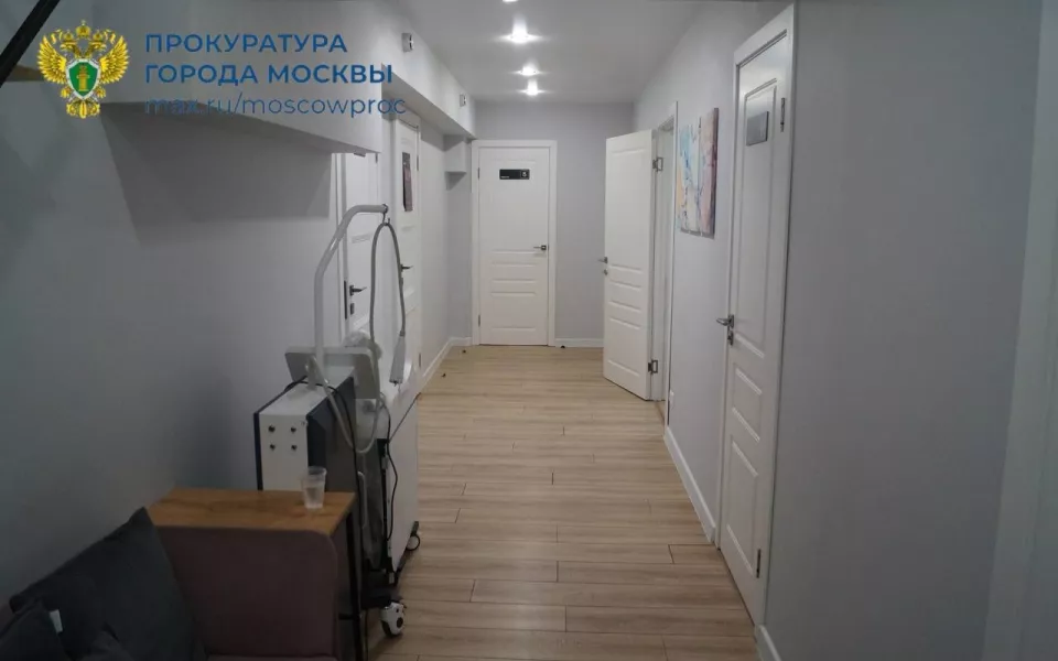 Пациентка погибла после инъекции у специалиста без лицензии в частной клинике