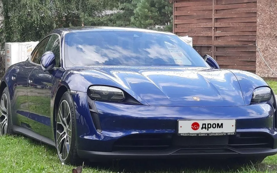 Электромобиль Porsche мощностью 570 лошадей продают за 9 млн в Горном Алтае. Фото