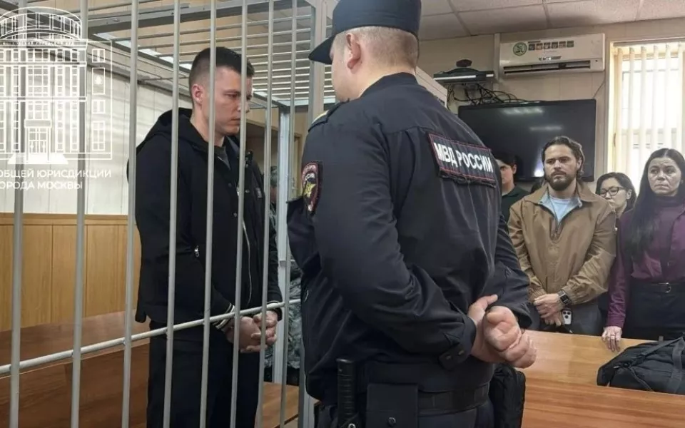 Осужденного экс-мужа Лерчек Артема Чекалина этапировали в СИЗО после приговора