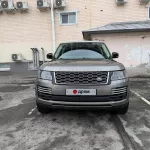 Land Rover в макси-комплектации и пленке продают за 9,3 млн рублей в Барнауле. Фото