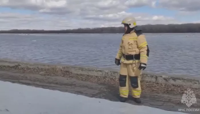 Водная стихия: в Алтайском крае паводок набирает обороты
