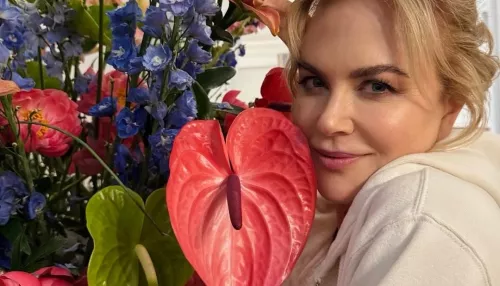 Николь Кидман решила стать доулой для умирающих людей