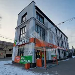 Торговый центр с федеральным арендатором продают в центре Барнаула. Фото