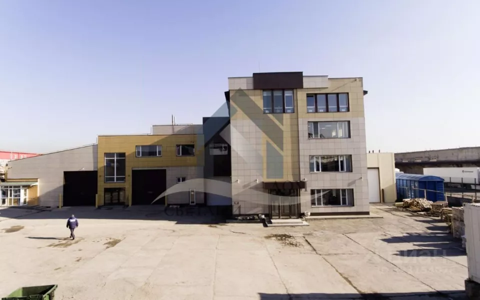 Огромный промышленный комплекс выставили на продажу в Барнауле за 245 млн рублей