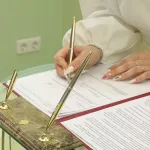 Онкобольная Лерчек появилась на свадьбе на каблуках и поймала букет невесты