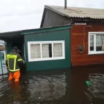 Числе подтопленных паводком домов снизилось в Алтайском крае