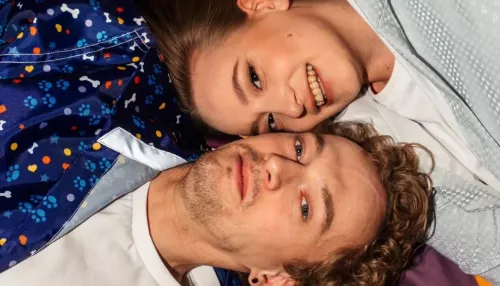 Знакомые заявили, что актера из Барнаула и его жену на самом деле могли убить