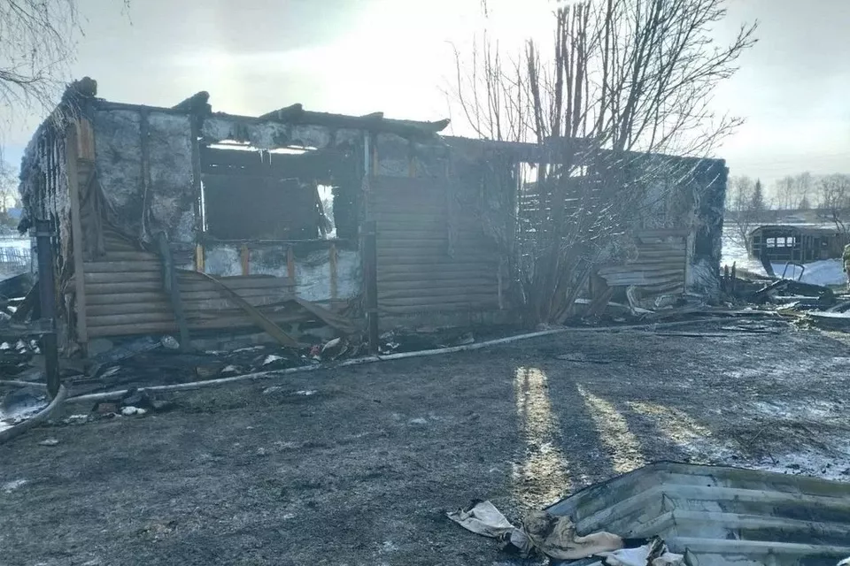 Бабушка с внучкой погибли при пожаре под Новосибирском