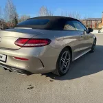 Спортивный Mercedes с агрессивным дизайном продают за 5 млн рублей в Барнауле. Фото