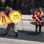 В Барнауле ремонтируют проезжую часть на участке проспекта Ленина. Фото