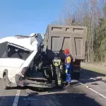 Грузовик без тормозов собрал автомобили на трассе: пострадали десятки человек. Фото