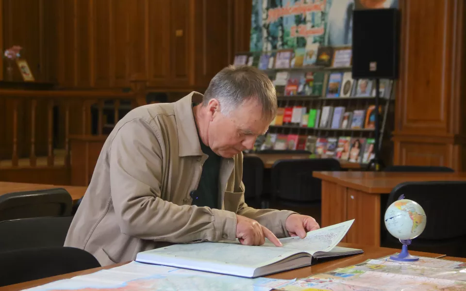 Стирая границы: как татарин из Казахстана нашел Родину на Алтае и изведал всю Сибирь