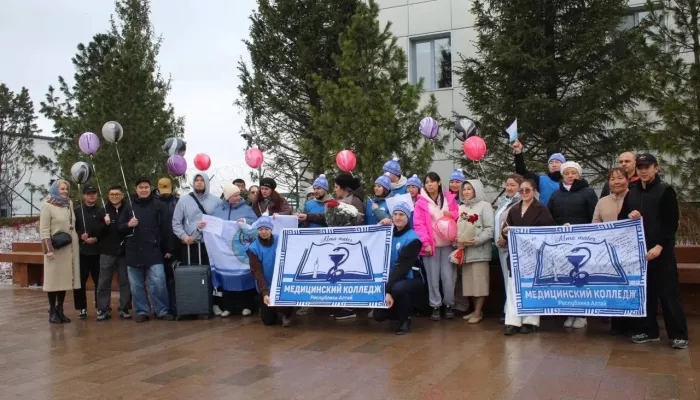 Вторая группа студентов-медиков вернулась в Горно-Алтайск из ЛНР