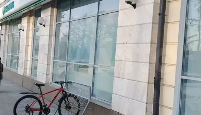 Сбер выставил на продажу свое отделение напротив краевой администрации