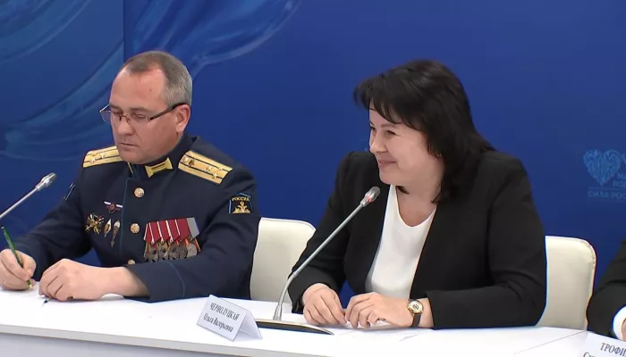 Не карьерный чиновник: кто такая Ольга Чернолуцкая, которая позвала Путина на Алтай