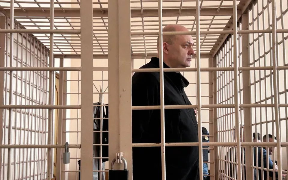 Бывший губернатор Курской области нашел себе новую работу в колонии