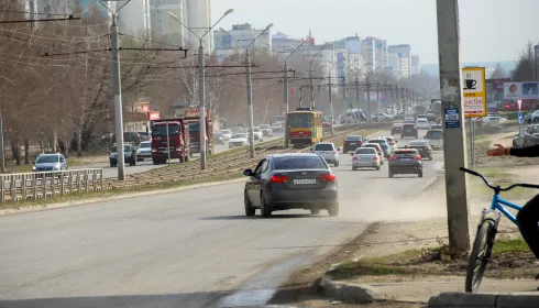 Асфальт большой дороги: как выглядит улица Попова в Барнауле перед ремонтом. Фото
