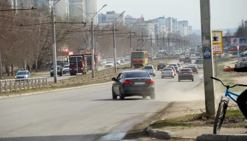 Асфальт большой дороги: как выглядит улица Попова в Барнауле перед ремонтом. Фото