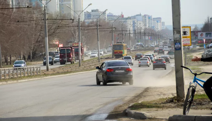 Асфальт большой дороги: как выглядит улица Попова в Барнауле перед ремонтом. Фото