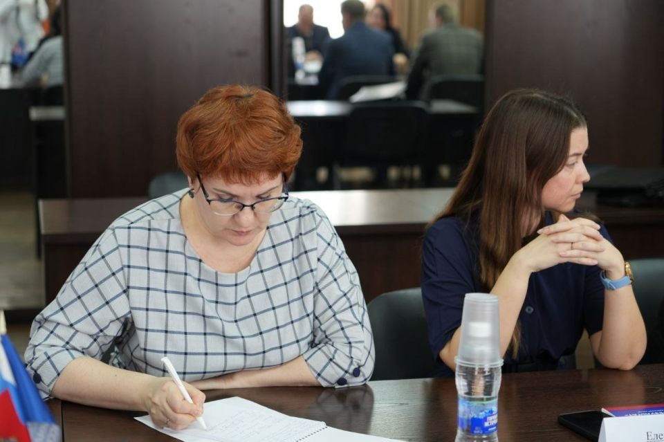 В Бийске обсудили предложения в Народную программу по развитию промышленности