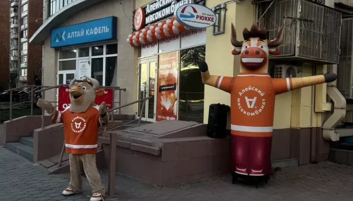 Легендарный магазин выставили на продажу в Барнауле. Фото