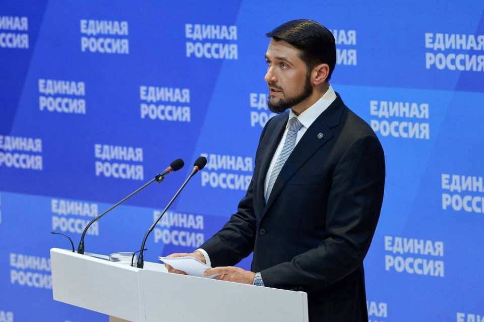 Александр Прокопьев