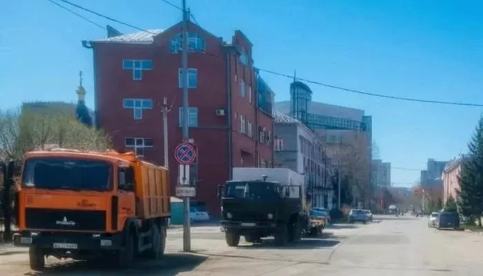 Реконструкцию коллектора на ул. Чкалова в Барнауле завершили досрочно