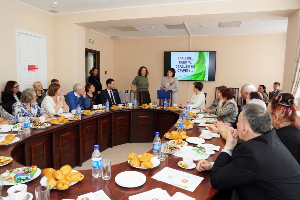 Встреча депутатов Барнаульской гордумы с активными пенсионерами