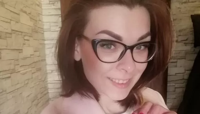 Избиение во дворе закончилось смертью: девушка погибла после конфликта из-за собак