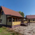 Дачу в тихом и уединенном месте в Бобровке под Барнаулом продают за 12 млн рублей