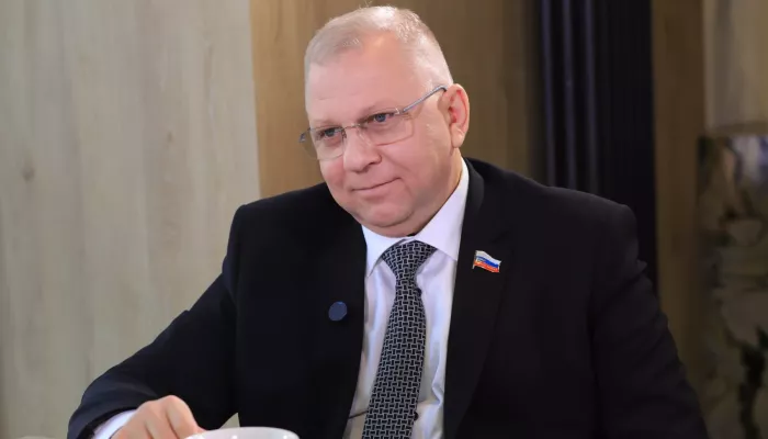 Председатель Думы Бийска оставил пост и ушел в АКЗС