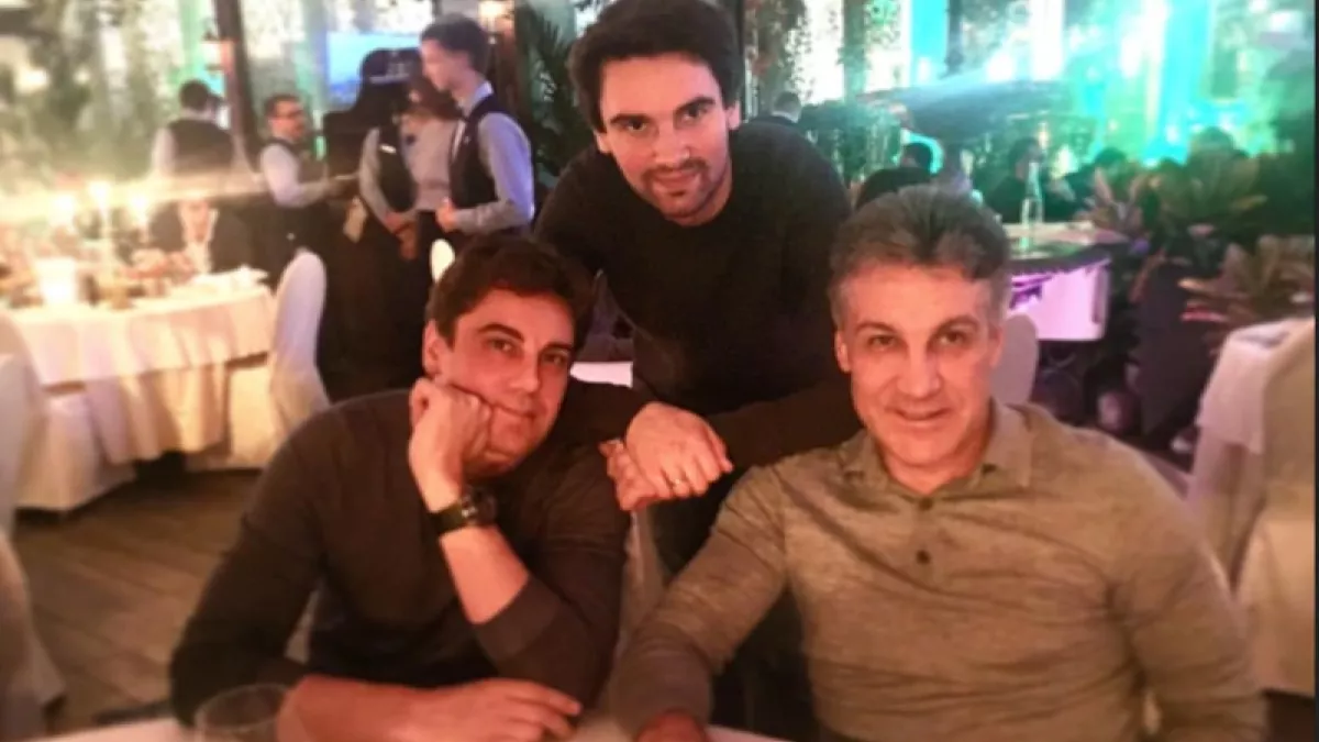 Алексей Пиманов с сыновьями Денисом и Артемом