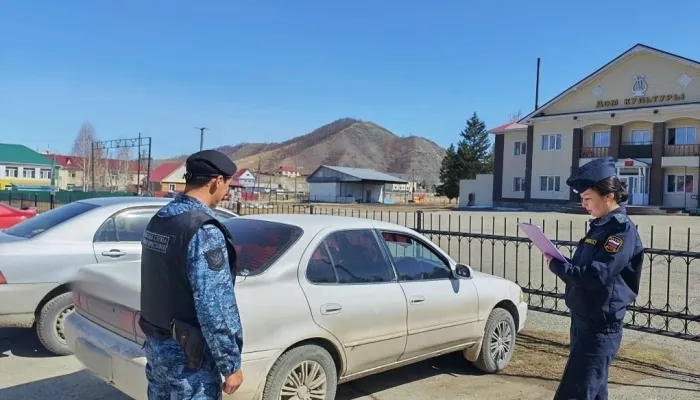 В Республике Алтай лихач заплатил 103 штрафа, чтобы не остаться пешеходом