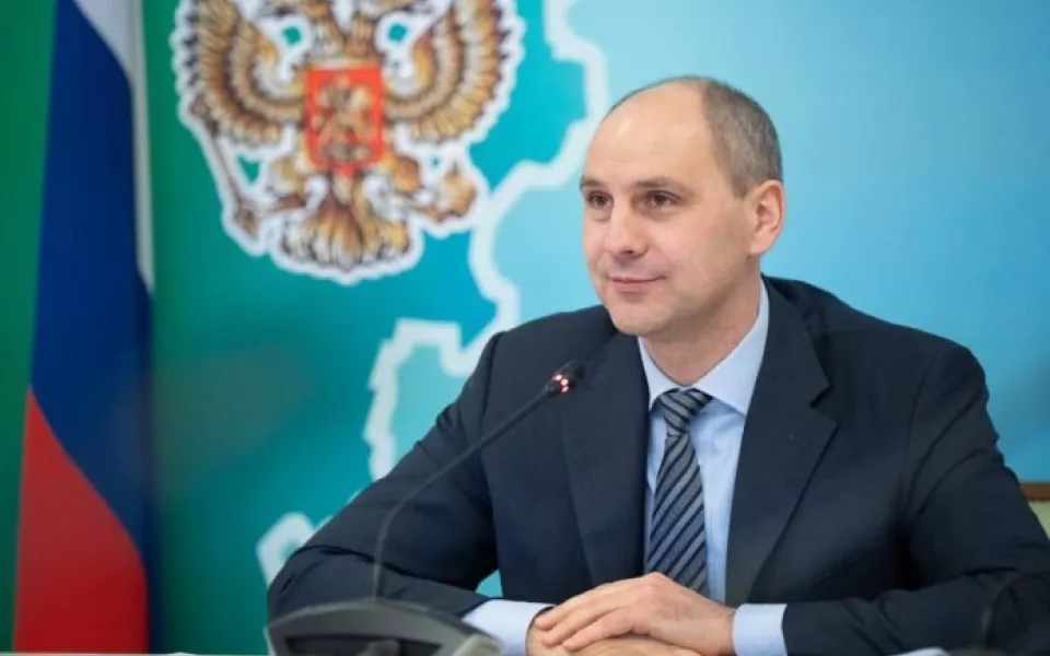 Мужчина попытался напасть на губернатора Свердловской области