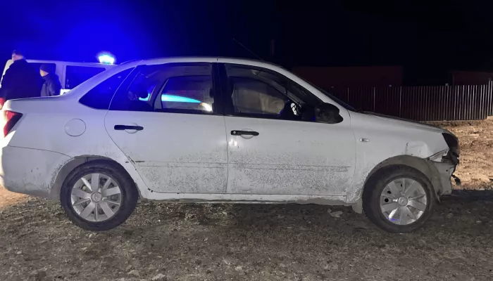 Подросток угнал автомобиль, чтобы заправить угнанный мотоцикл в Республике Алтай