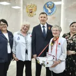 Андрей Турчак поучаствовал в акции Красная гвоздика в преддверии Дня Победы
